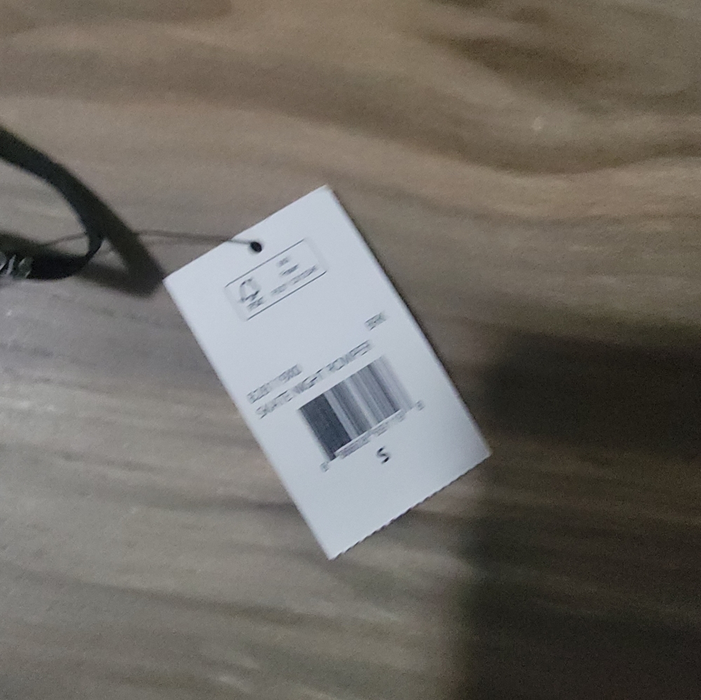 Jumper - Picture 2 of 3